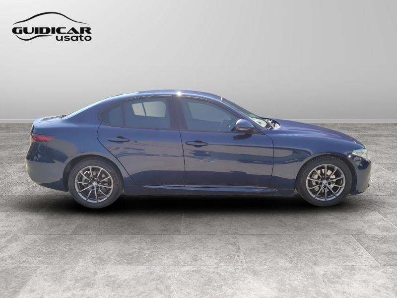GuidiCar - ALFA ROMEO Giulia 2018 Giulia 2.2 t Business 136cv auto Usato